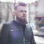 Barbers, barbering, kolekcja męskiego fryzjerstwa, fryzjer, męskie trendy, tekstura, gradacja, pompadour, fade cut, krótkie włosy, pełna broda, styl, pasma